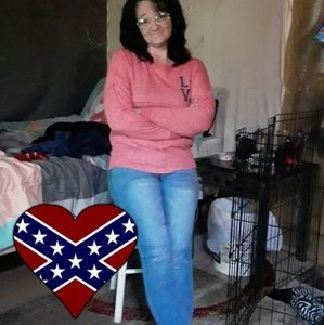 Meet your Posher, Loretta